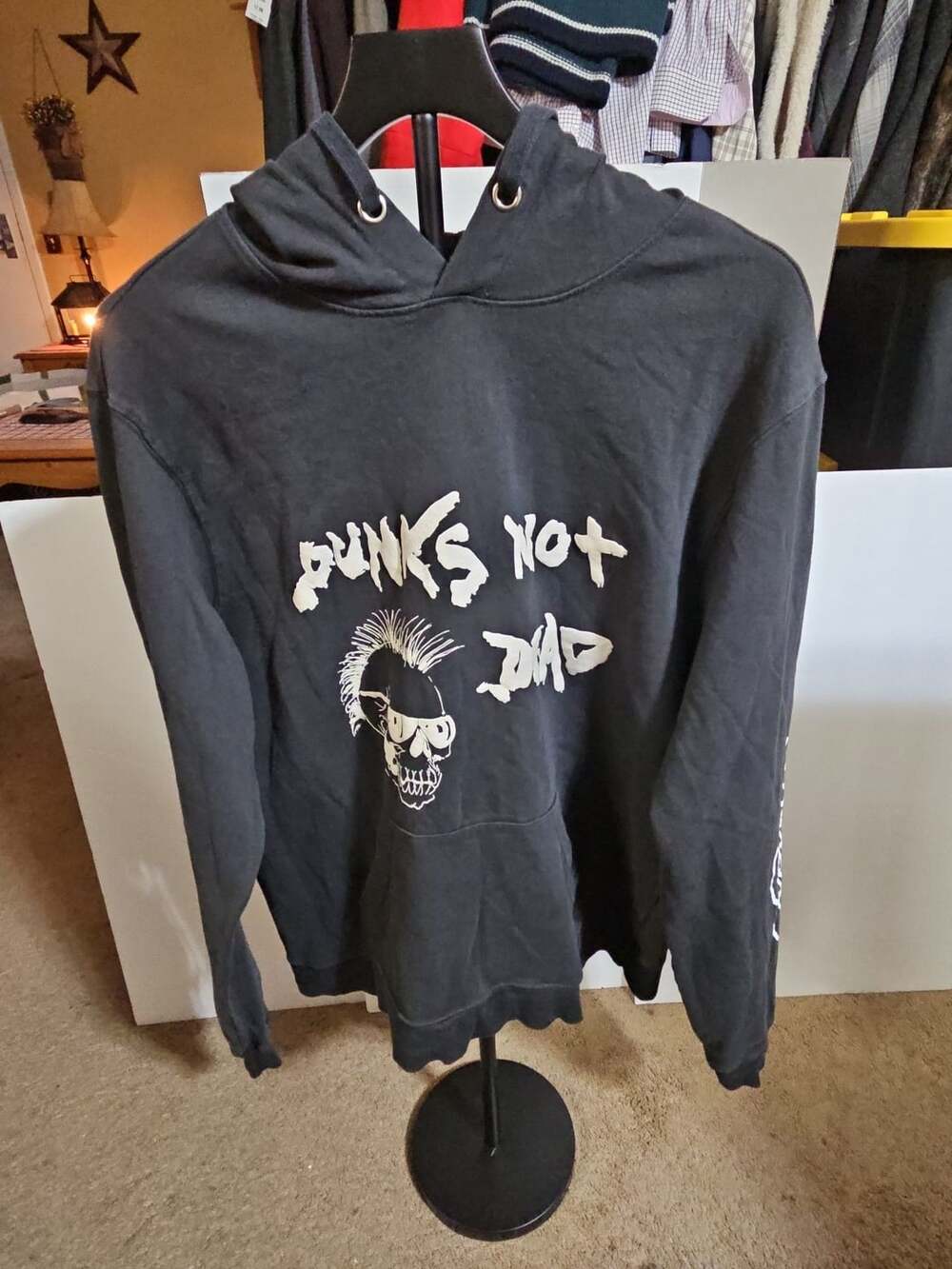 Ed Hardy Punks Not Dead Hoodie Size L Black Punks Not Dead